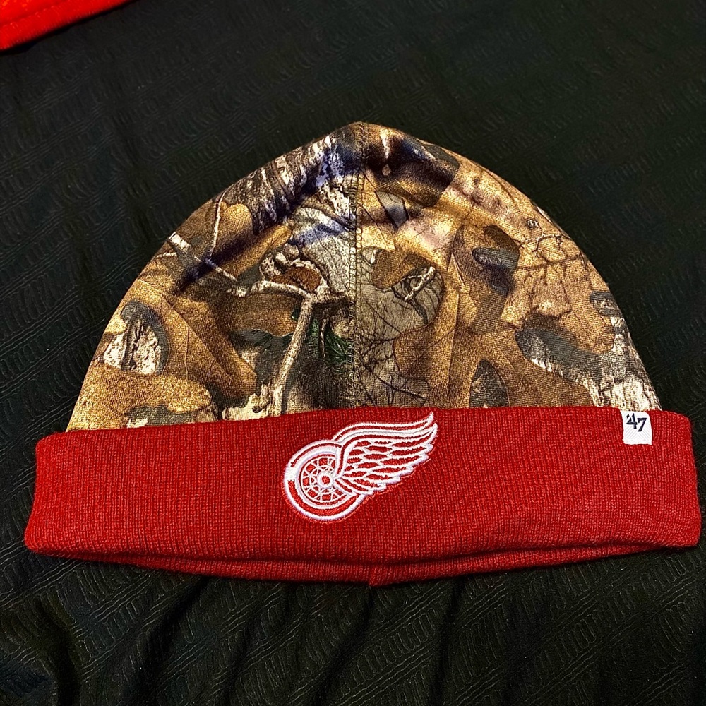 Detroit Red Wings '47 Real Tree Foxden Hat - NWOT